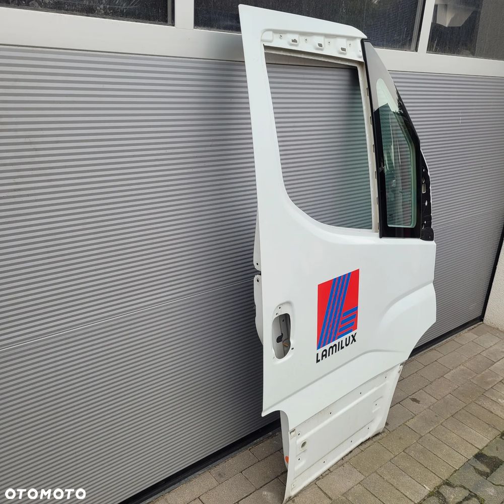 DRZWI IVECO DALI NM RH LUB LH ORYGINAŁ CHWALIM116 - 2