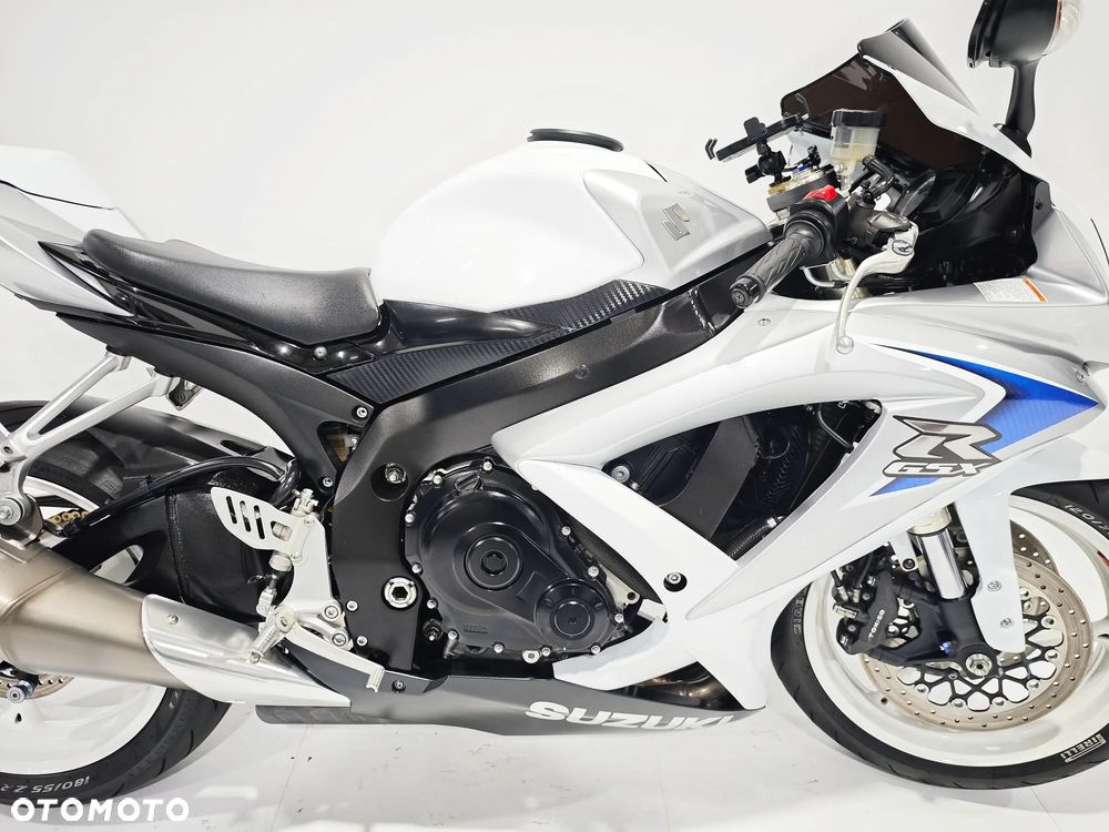 Suzuki GSX-R - 9