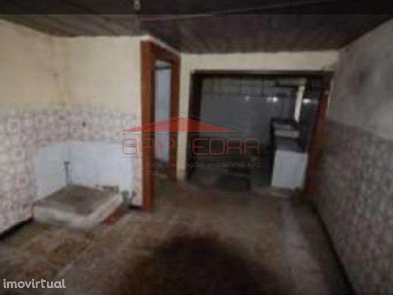 Moradia com 3000 m2 terreno em Tomar na zona Casais - Grande imagem: 2/20