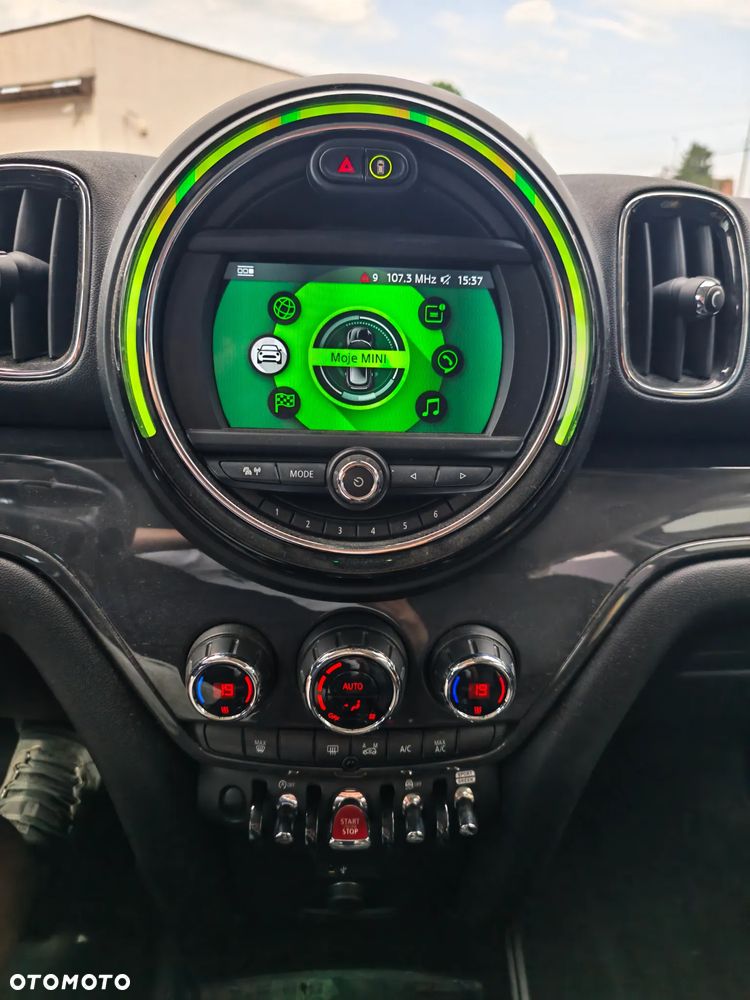 MINI Countryman Cooper Essential Trim - 38