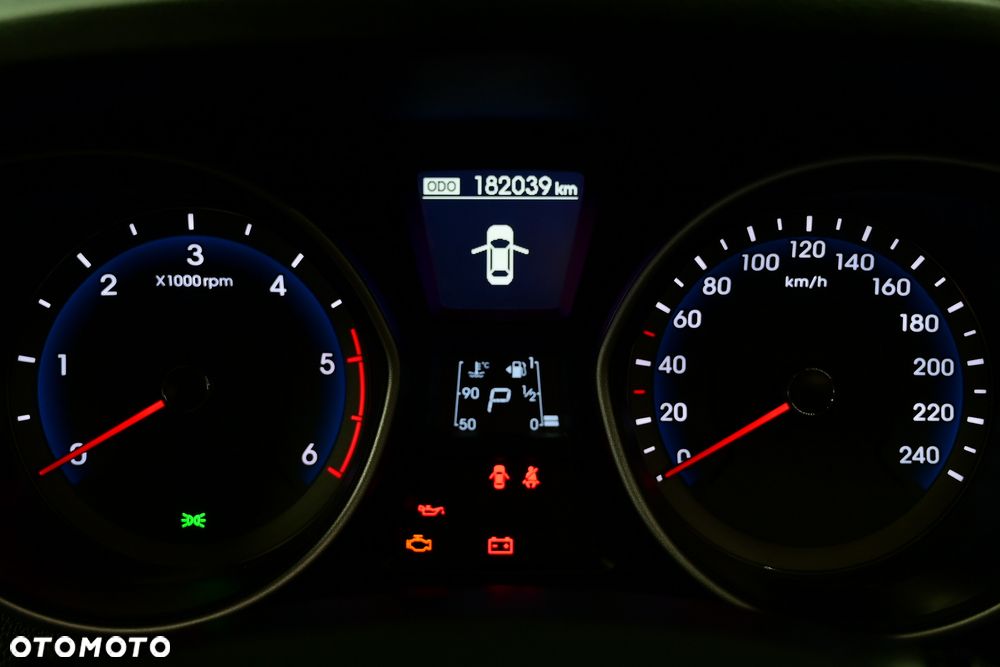 Hyundai i30 blue Kombi 1.6 CRDi DCT Passion - 27