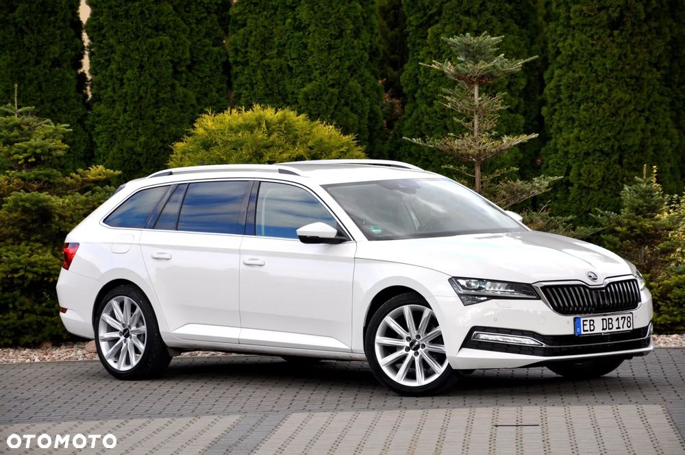 Skoda Superb Combi 2020 photo 3