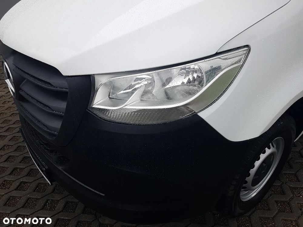 Mercedes-Benz Sprinter 8EP KONTENER 4,22x2,15x2,30 KLIMA 314CDI MANUAL 6-BIEGÓW KRAJOWY - 31