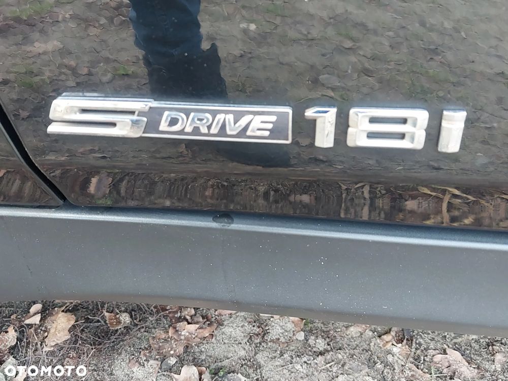 BMW X1 sDrive18i - 23