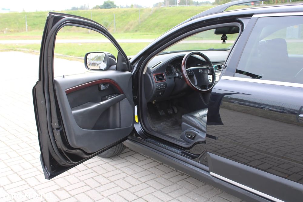 Volvo XC 70 D5 AWD Summum - 20