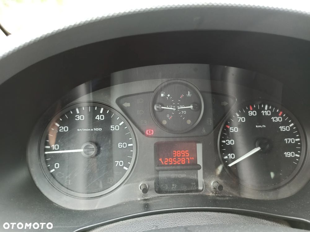 Citroën Berlingo 1.6 HDi 75 Attraction - 9