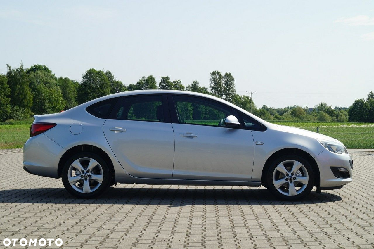 Opel Astra - 7