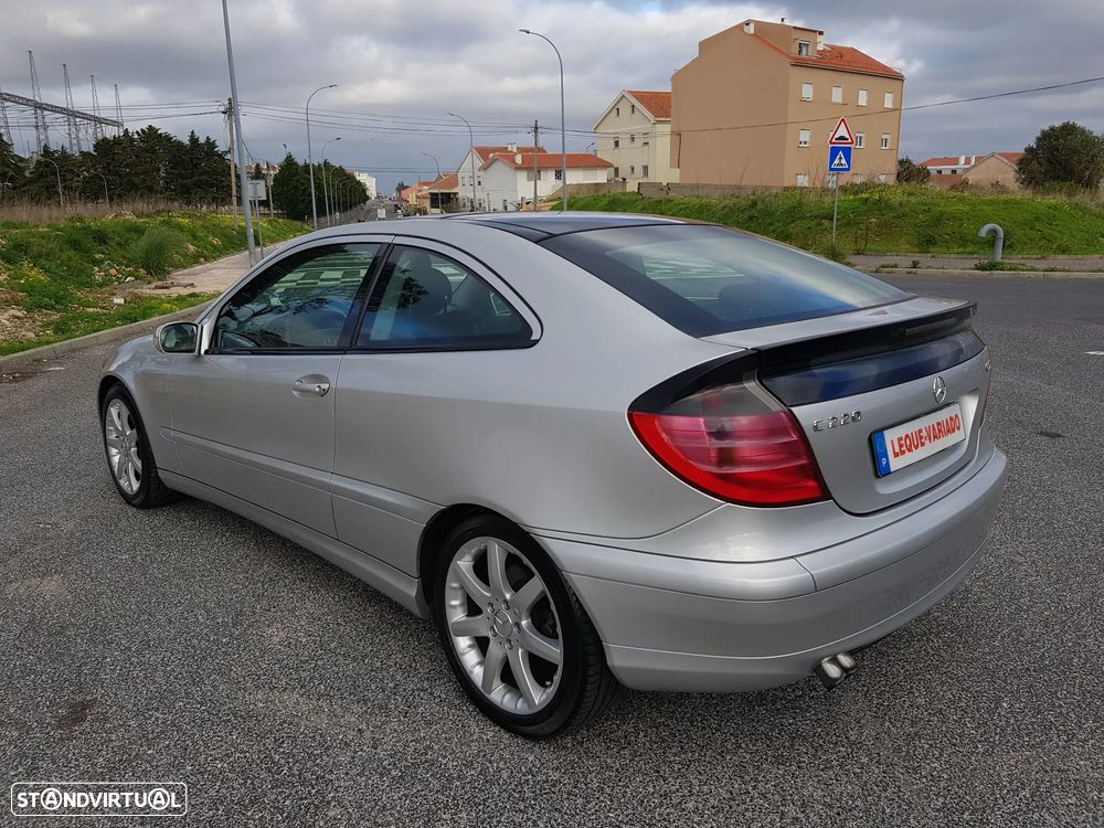 Mercedes-Benz C 220 - 4
