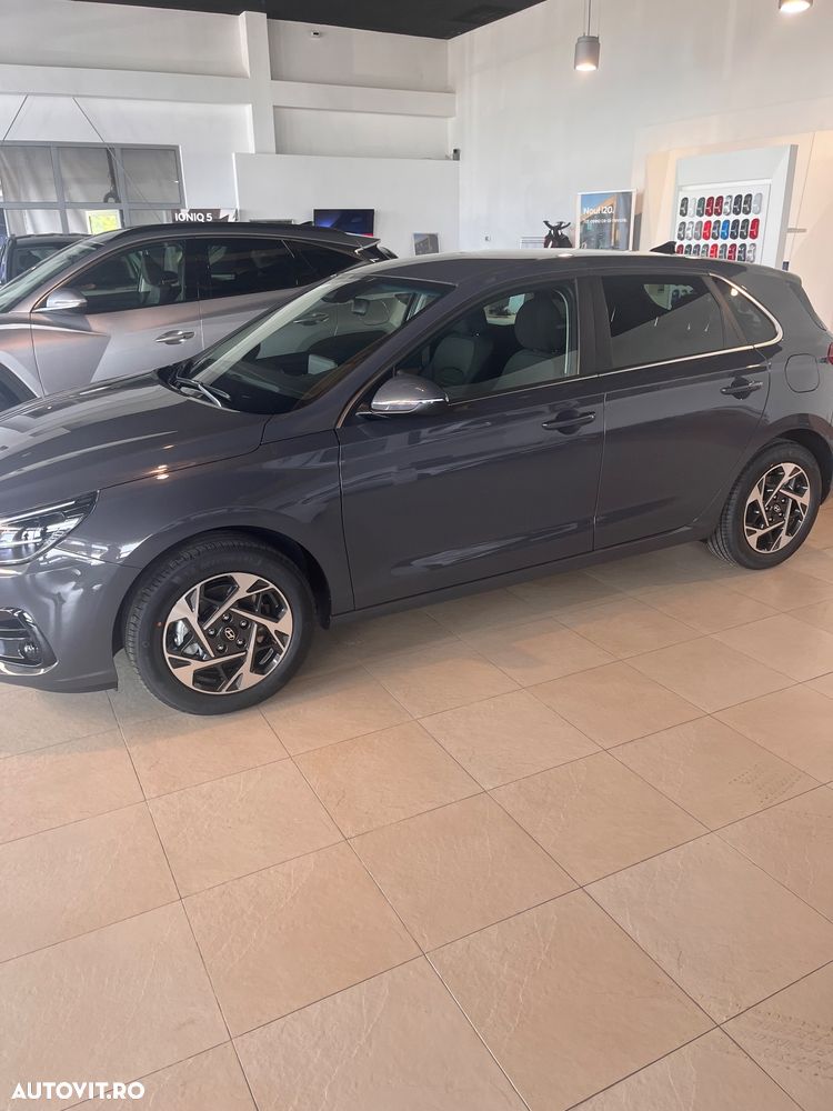 Hyundai i30 1.5 96CP M/T Highway - 2