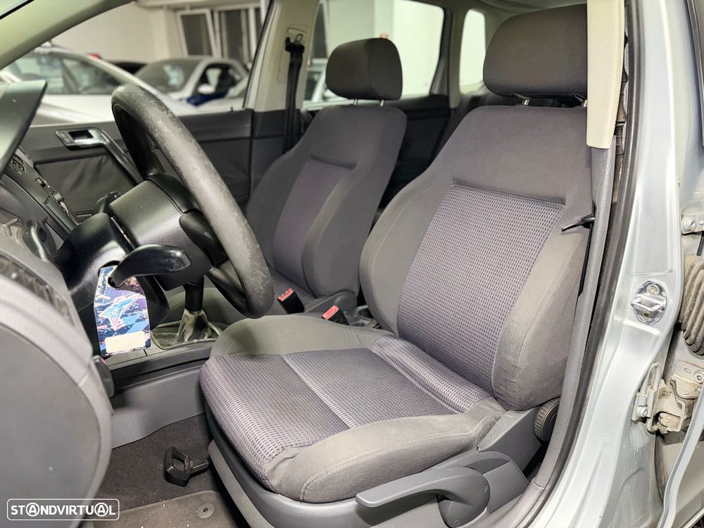 VW Polo 1.4 16V Highline ACA - 14
