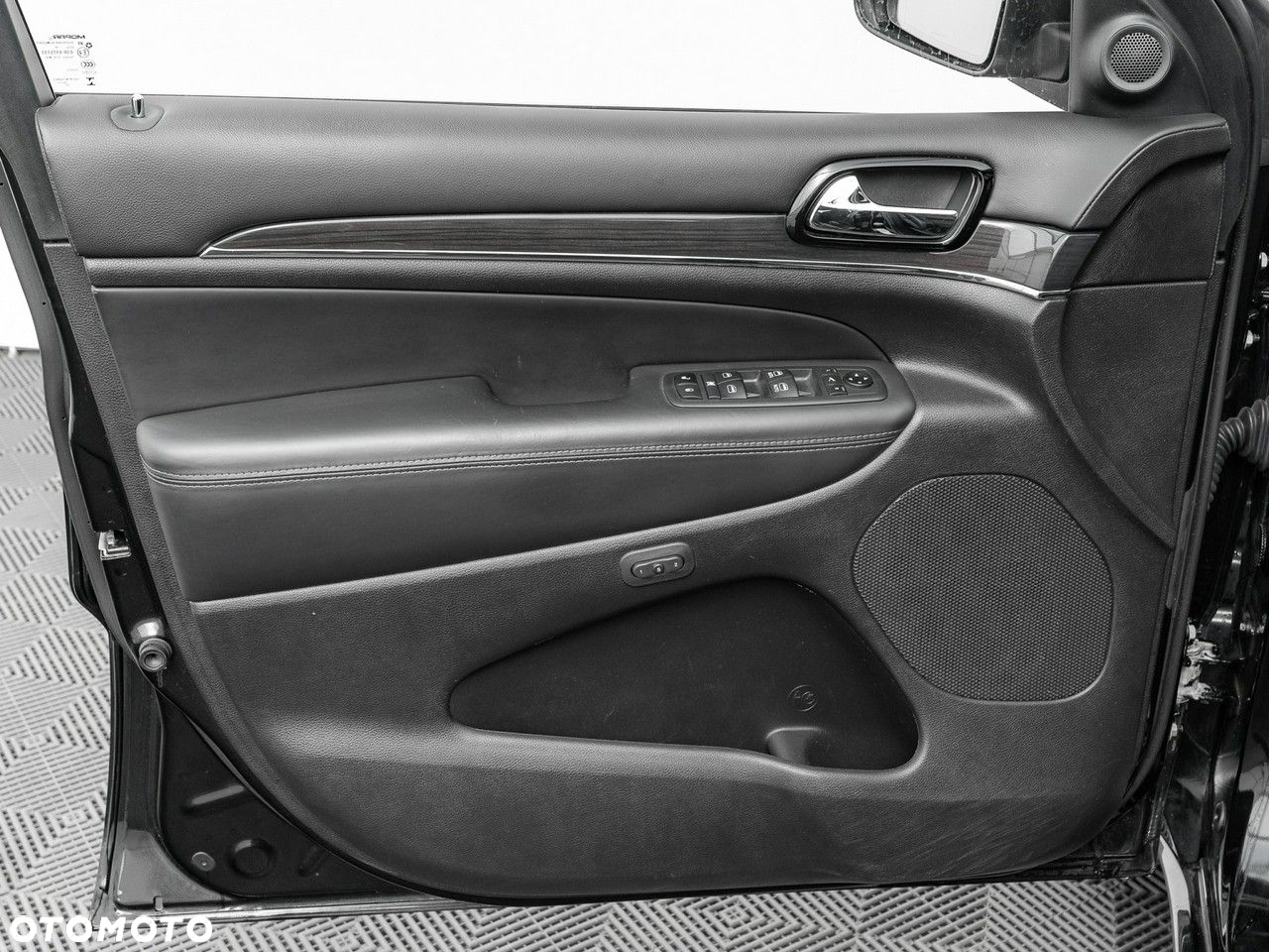 Jeep Grand Cherokee 3.0 CRD Overland - 13
