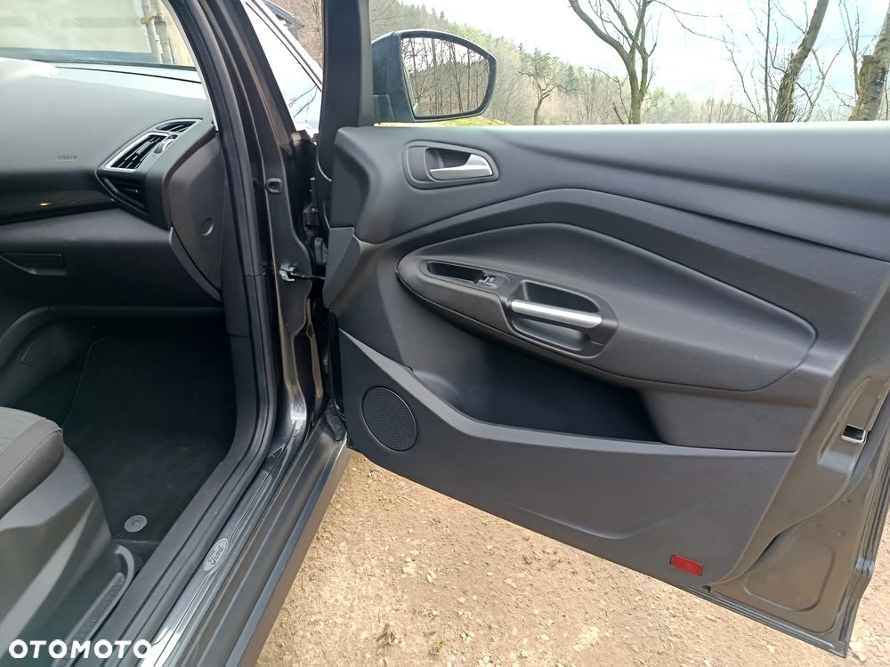 Ford C-MAX 1.5 EcoBoost Titanium ASS - 19