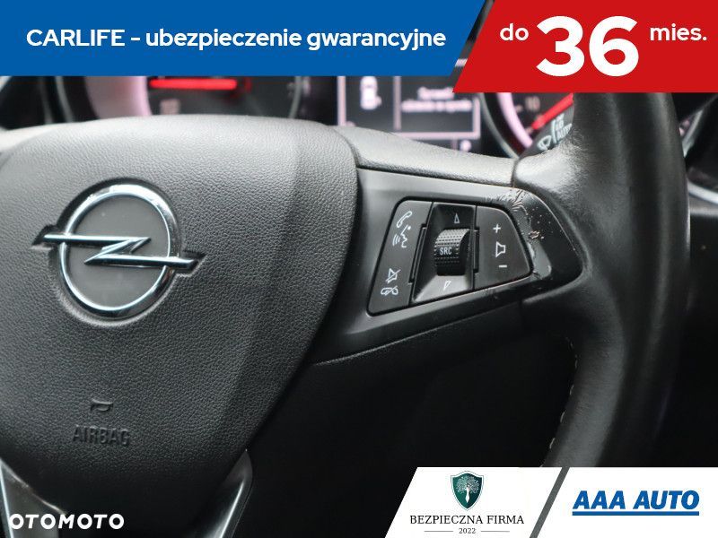 Opel Insignia - 19