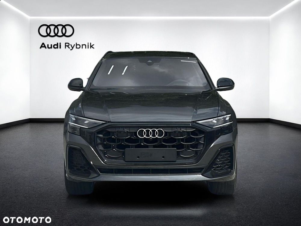 Audi Q8 - 8