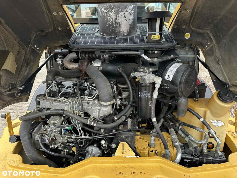 Caterpillar 907H - 9