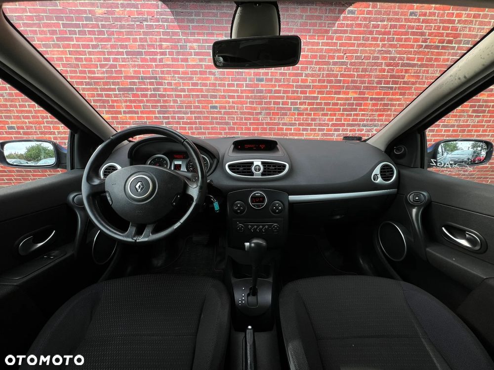 Renault Clio - 6