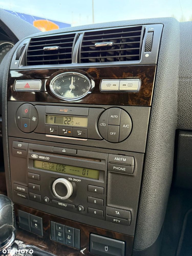 Ford Mondeo - 21