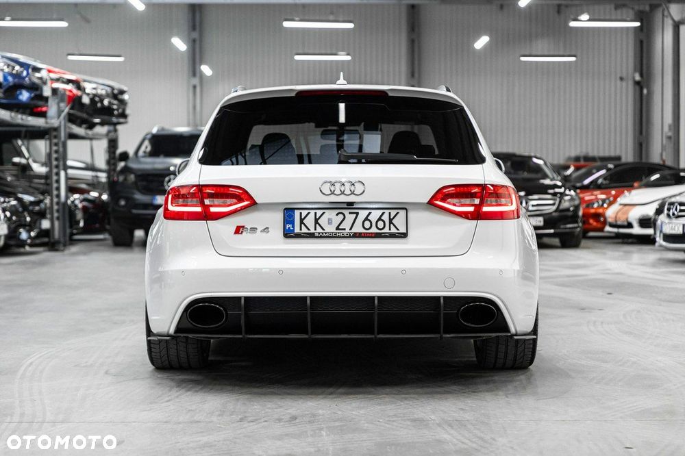 Audi RS4 Avant Avant S tronic - 9