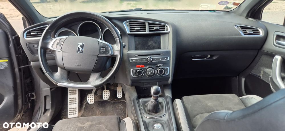 Citroën DS4 1.2 PureTech Be Chic S&S - 20