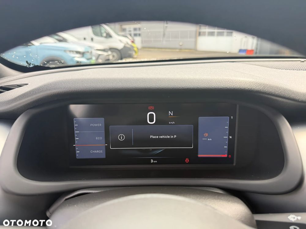 Jeep Avenger 1.2 T3 mHEV Black Edition FWD eDCT6 - 10