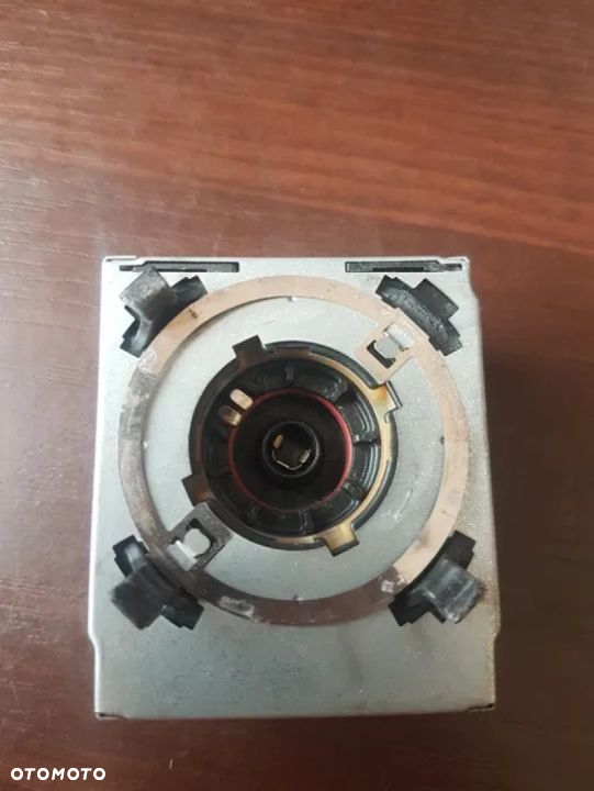 Starter Xenon Audi A6 C6 - 2