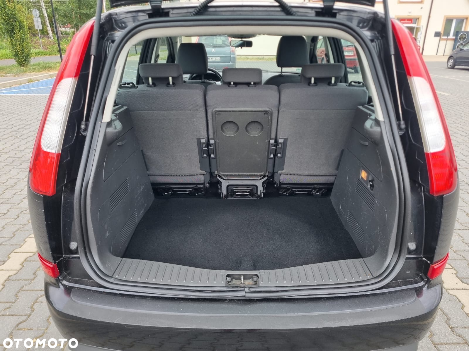 Ford C-MAX 2.0 TDCi DPF Titanium - 14