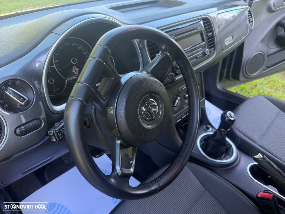 VW New Beetle 1.6 TDi Design - 16