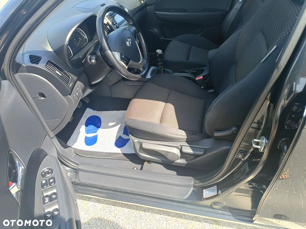 Hyundai i30 - 12