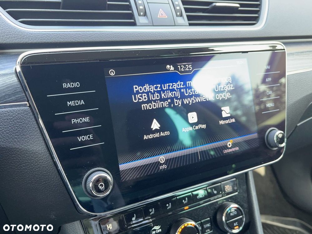 Skoda Superb 2.0 TSI Style DSG - 26