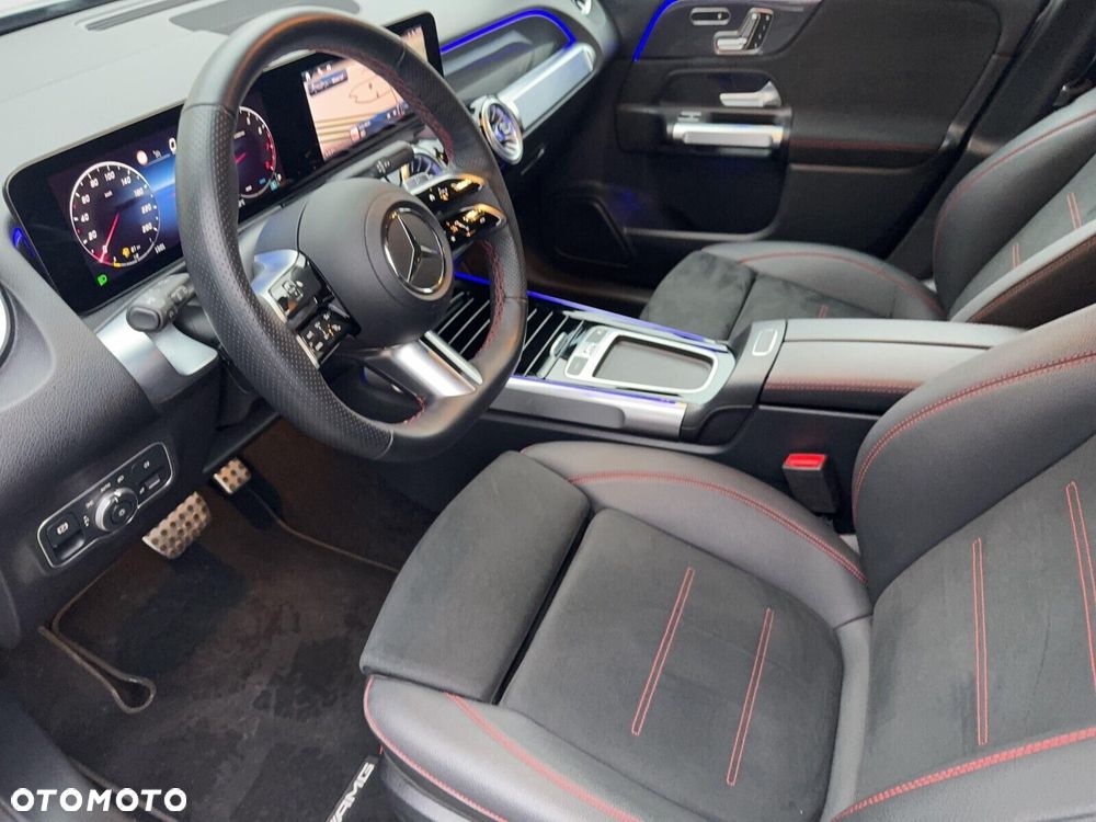 Mercedes-Benz GLB 200 AMG Line 7G-DCT - 13