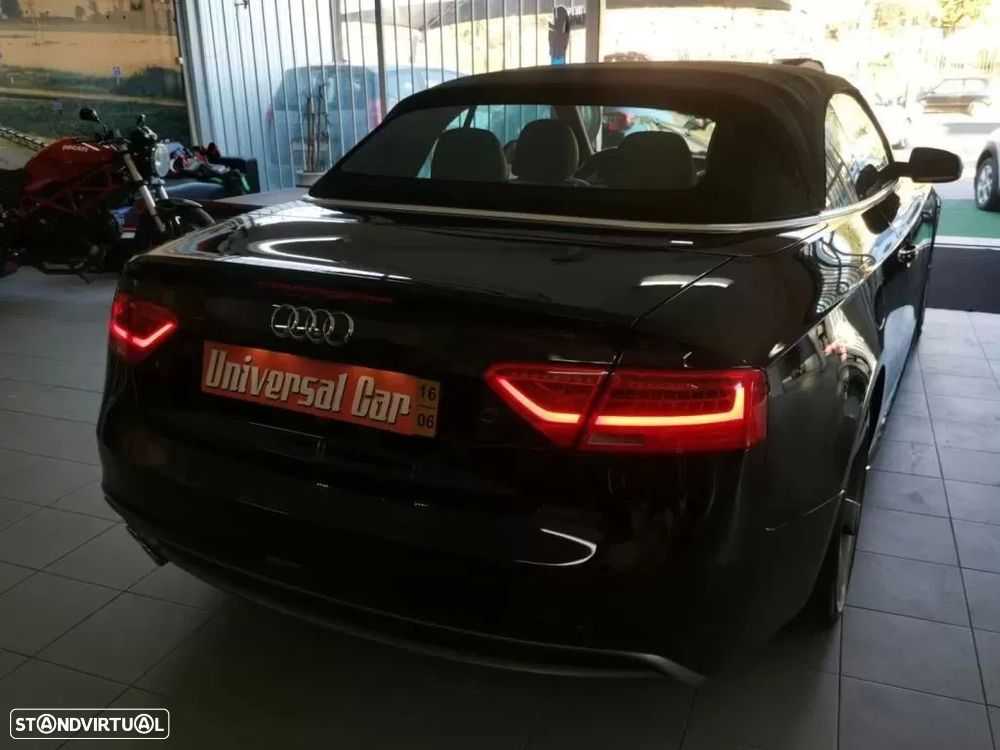 Audi A5 Cabrio 2.0 TDi S-line — fotografia 3