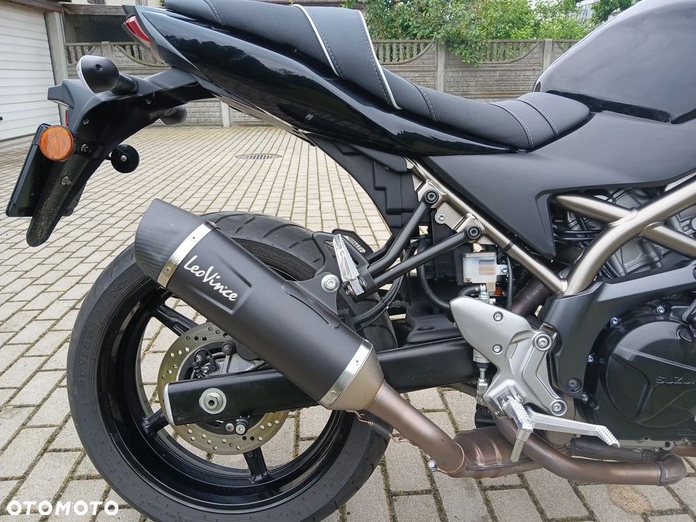 Suzuki SV - 11
