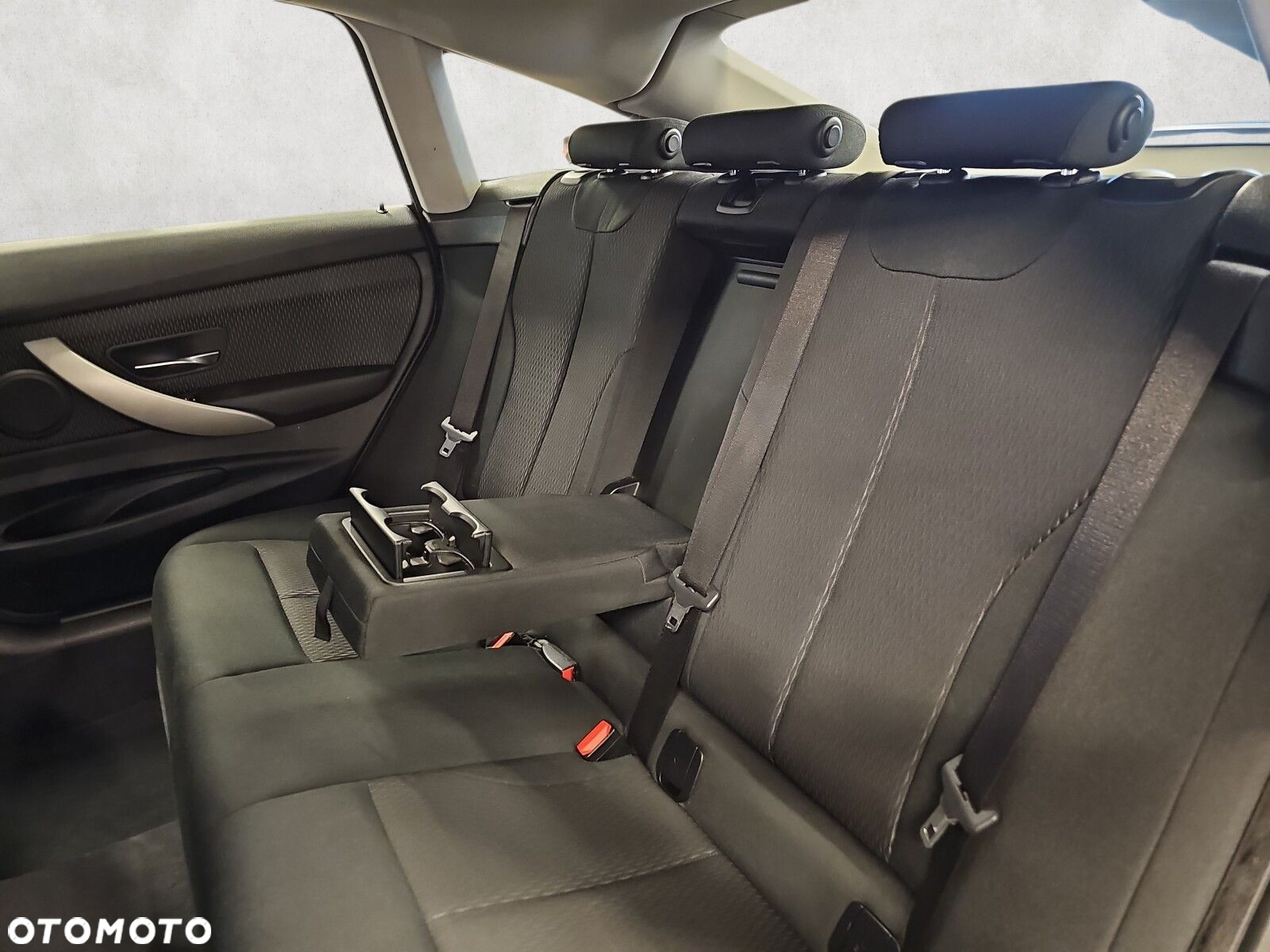 BMW Seria 3 - 23