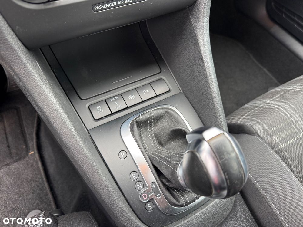 Volkswagen Golf 2.0 TDI GTD DSG - 13