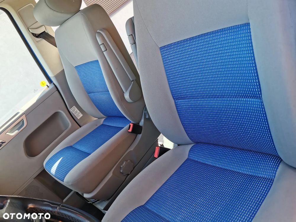 Volkswagen California - 40