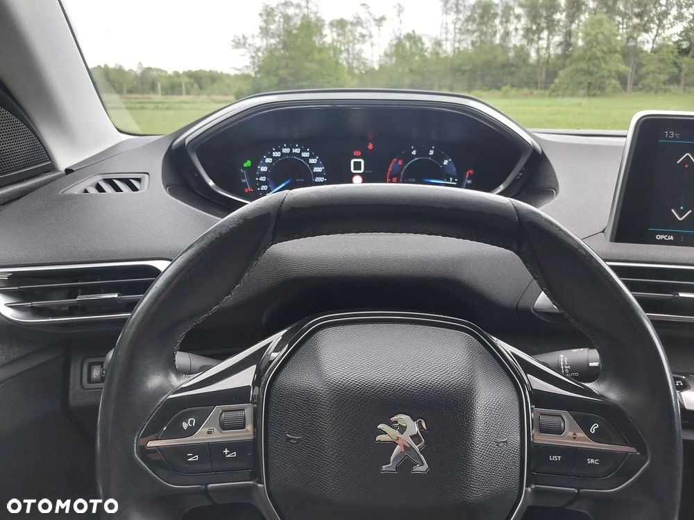 Peugeot 3008 - 16