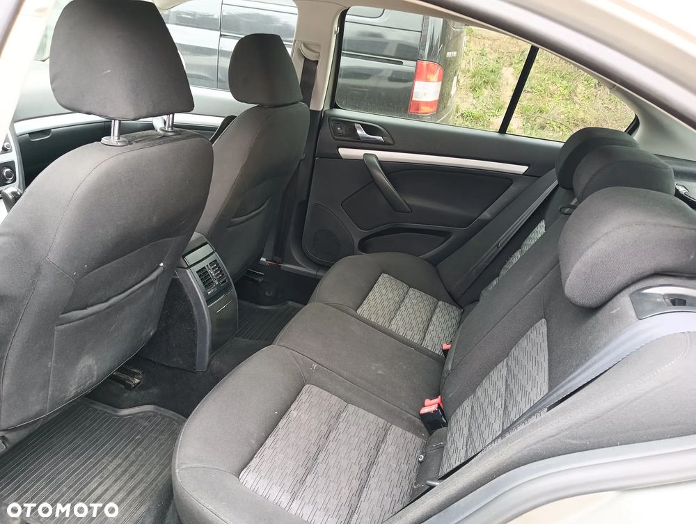 Skoda Octavia 1.6 TDI Classic - 9
