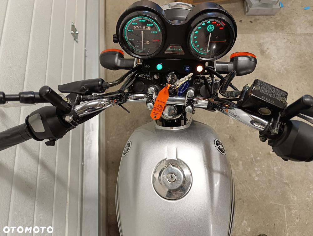 Yamaha YBR - 7