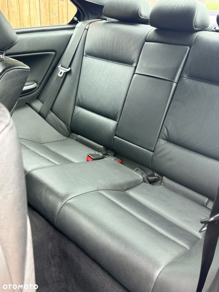 BMW Seria 3 330 Ci Edition Sport - 12