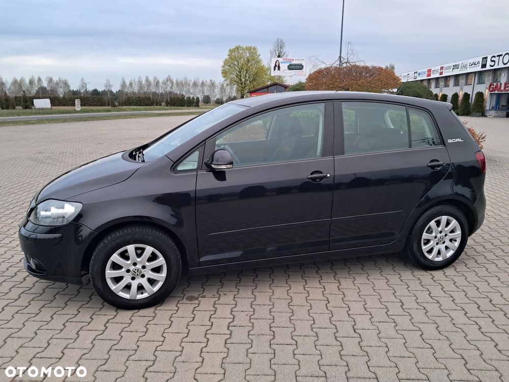 Volkswagen Golf Plus - 16