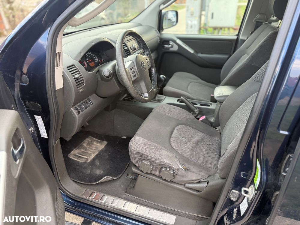 Nissan Navara 2.5 dCi Double Cab LE - 10