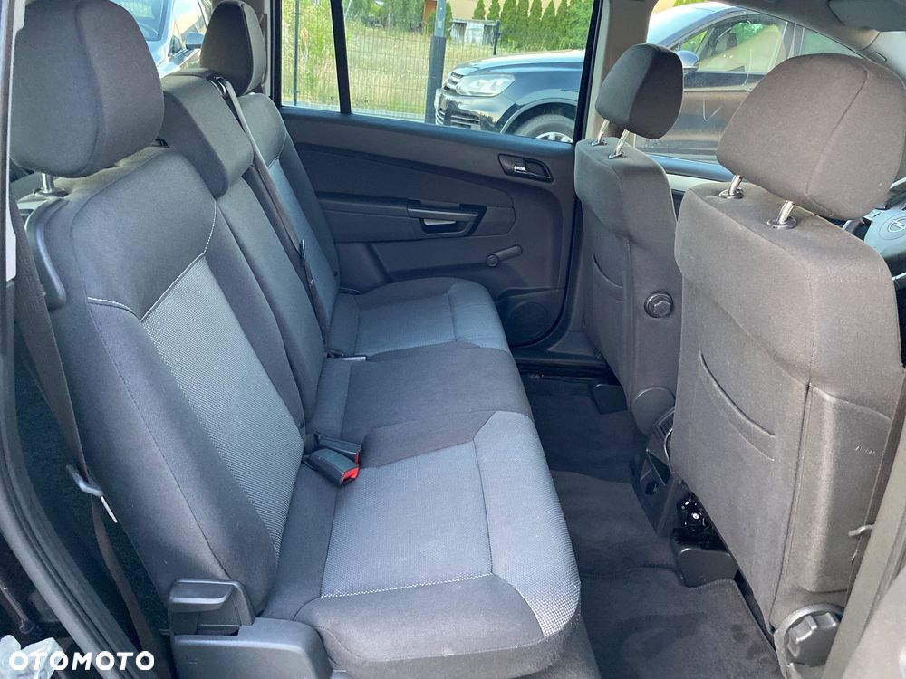 Opel Zafira 1.8 Design Edition - 27