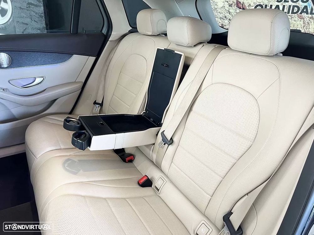 Mercedes-Benz GLC 300 de 4Matic 9G-TRONIC Exclusive - 21
