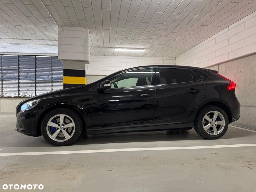 Volvo V40 D2 Drive-E SCR Momentum - 2