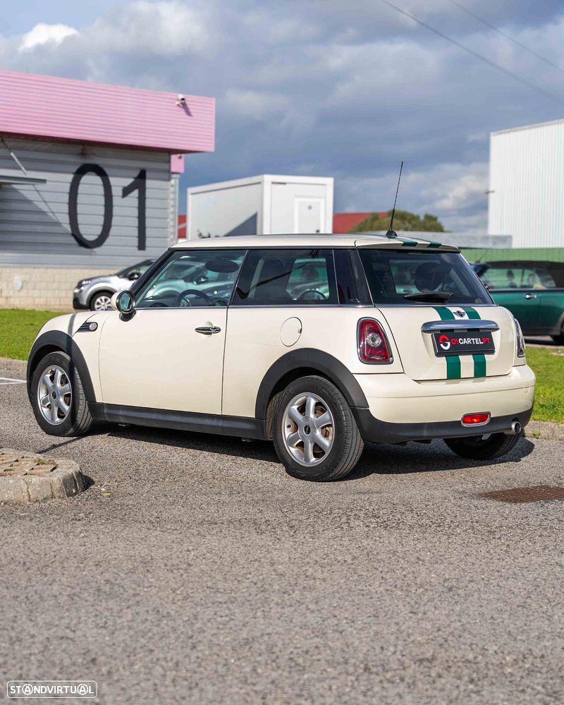 MINI 3 Portas One Aut. Brick Lane - 6