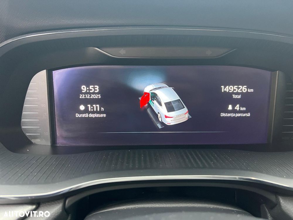 Skoda Octavia 2.0 TDI DSG Ambition - 26