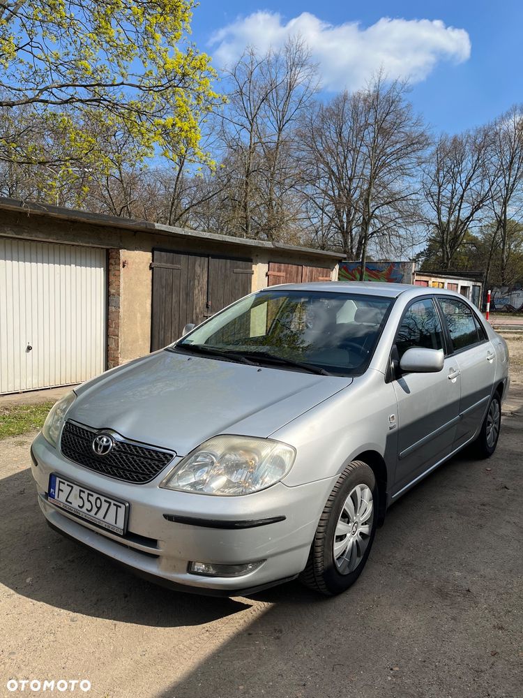 Toyota Corolla 1.6 VVT-i Sol - 2
