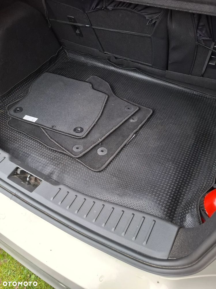 Ford Focus 1.0 EcoBoost Trend - 9