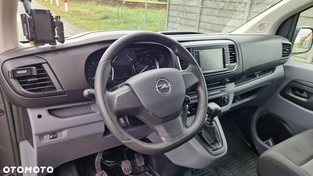 Opel Vivaro - 5