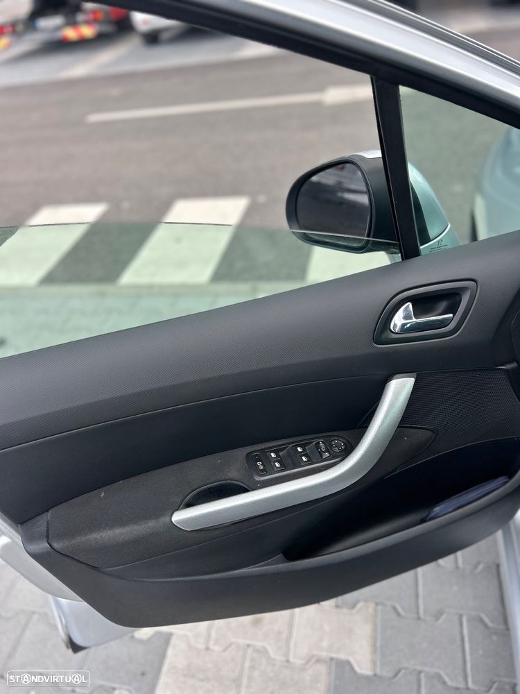 Peugeot 308 SW 1.6 HDi Premium CVM6 - 10